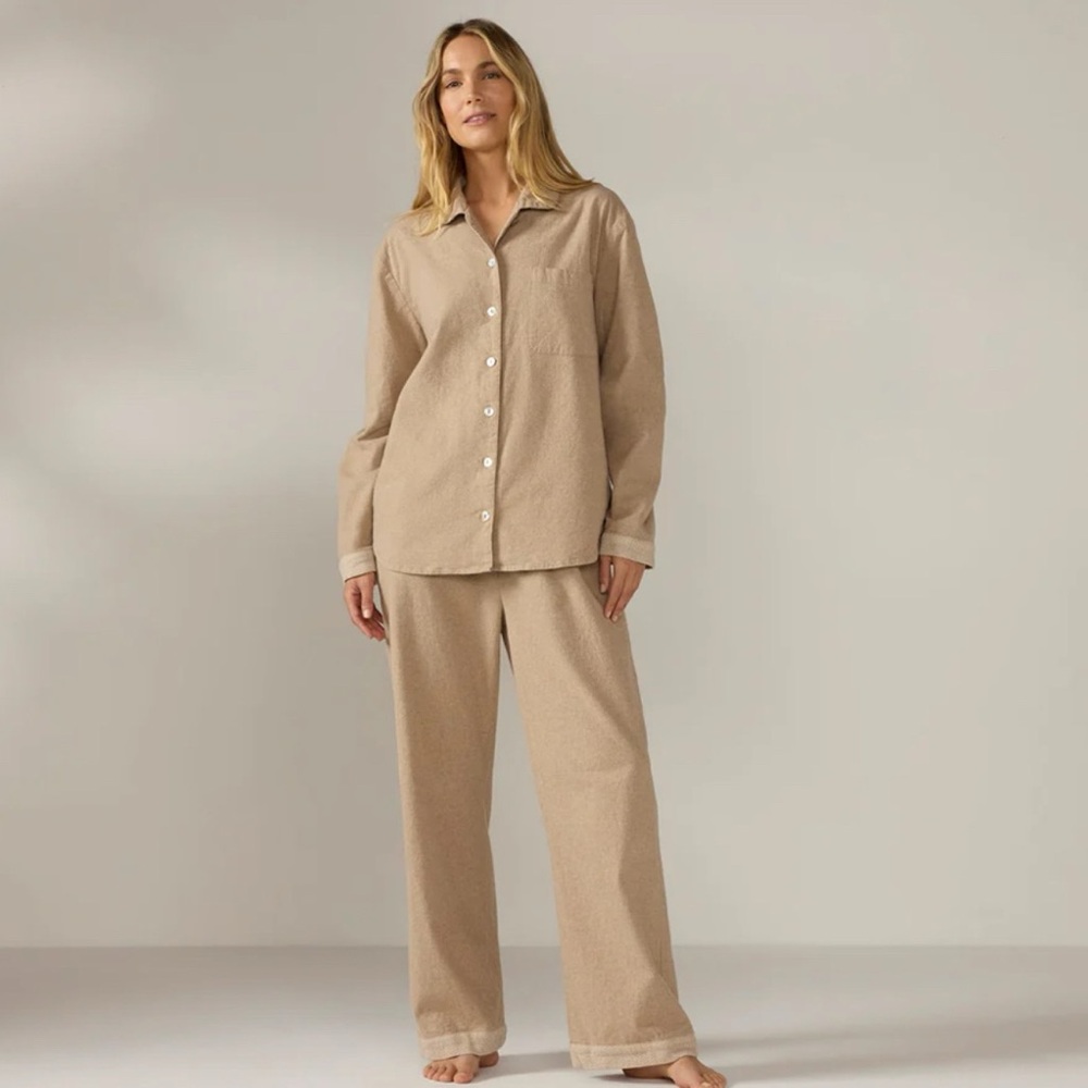 Coyuchi Women's Cloud Brushed Organic Flannel
Pajama Set Camel Heater $198 S